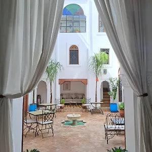 riad-sbah.hotelfesmorocco.com/